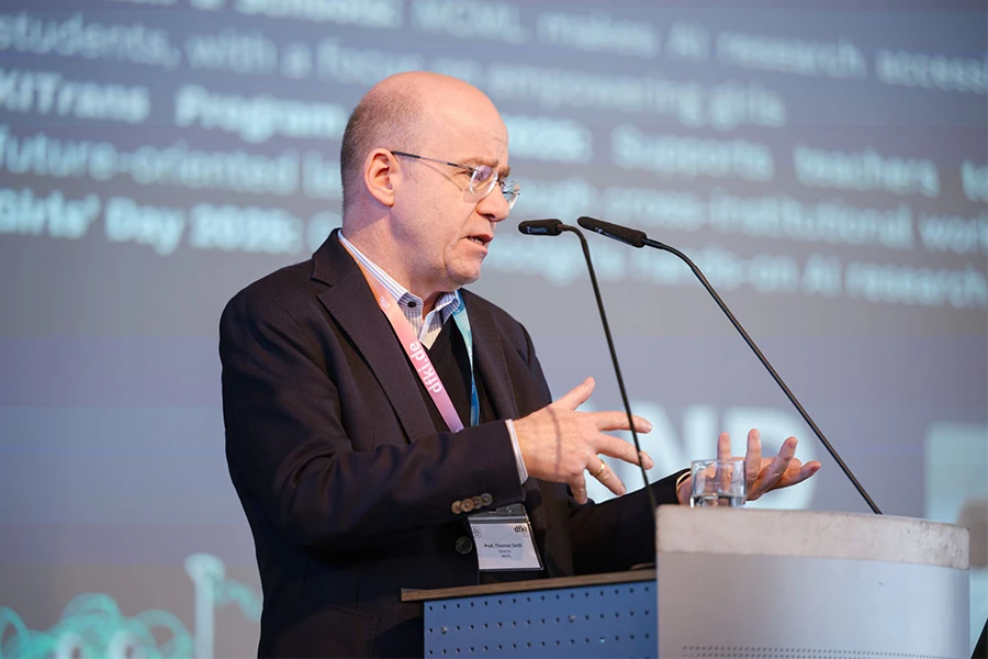 All Hands 2025 - Thomas Seidl