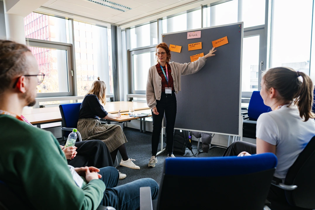 Link to All Hands Meeting - Workshop DEI