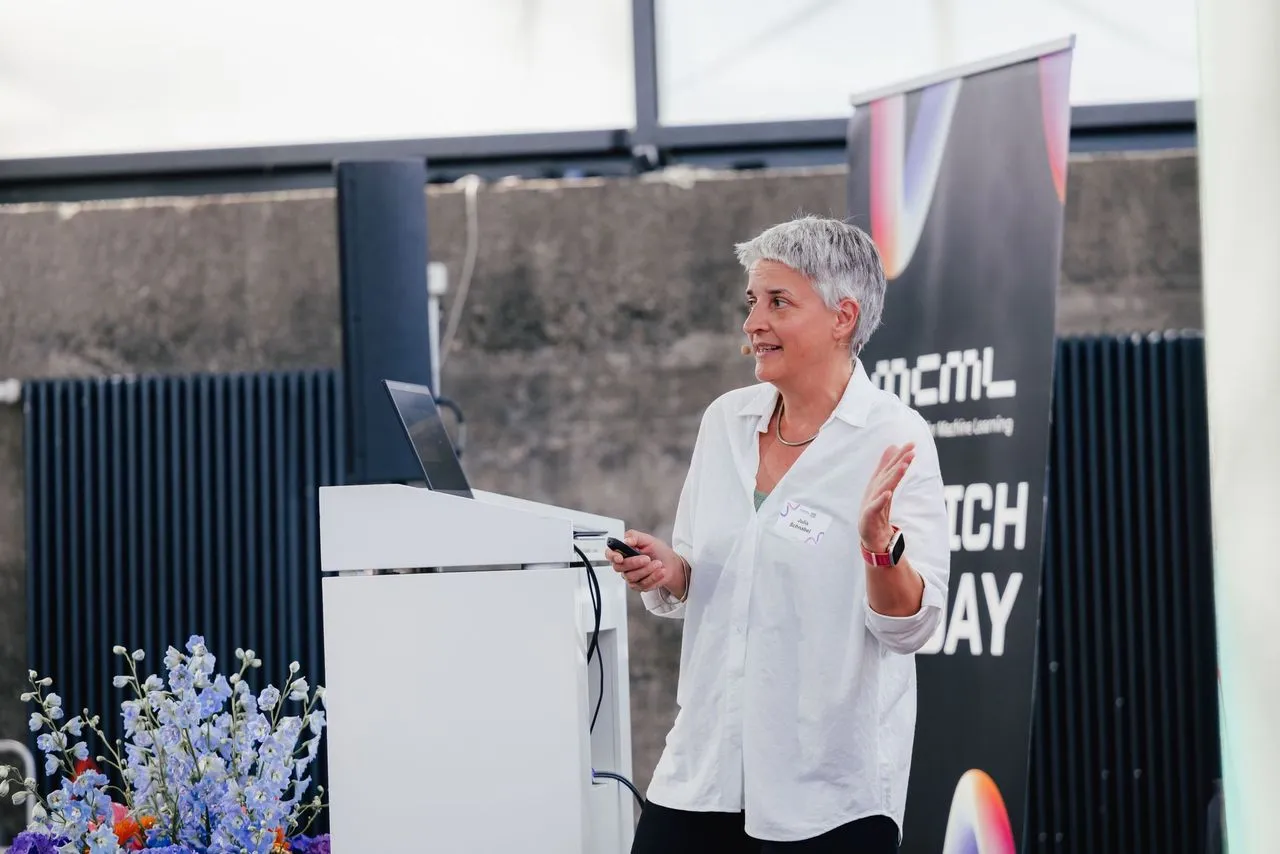 Julia Schnabel
